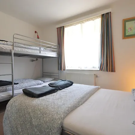 In Halenfeld-amel With Terrace 아파트