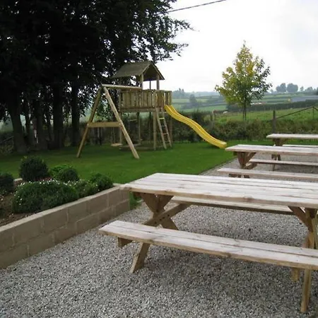 In Halenfeld-amel With Terrace