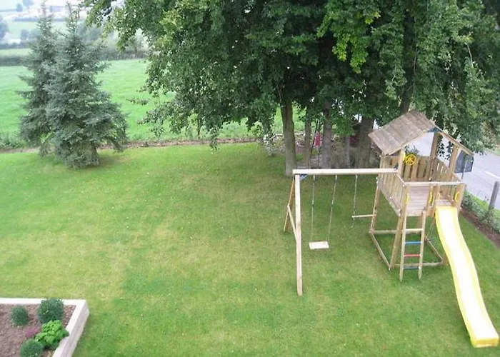 In Halenfeld-amel With Terrace *